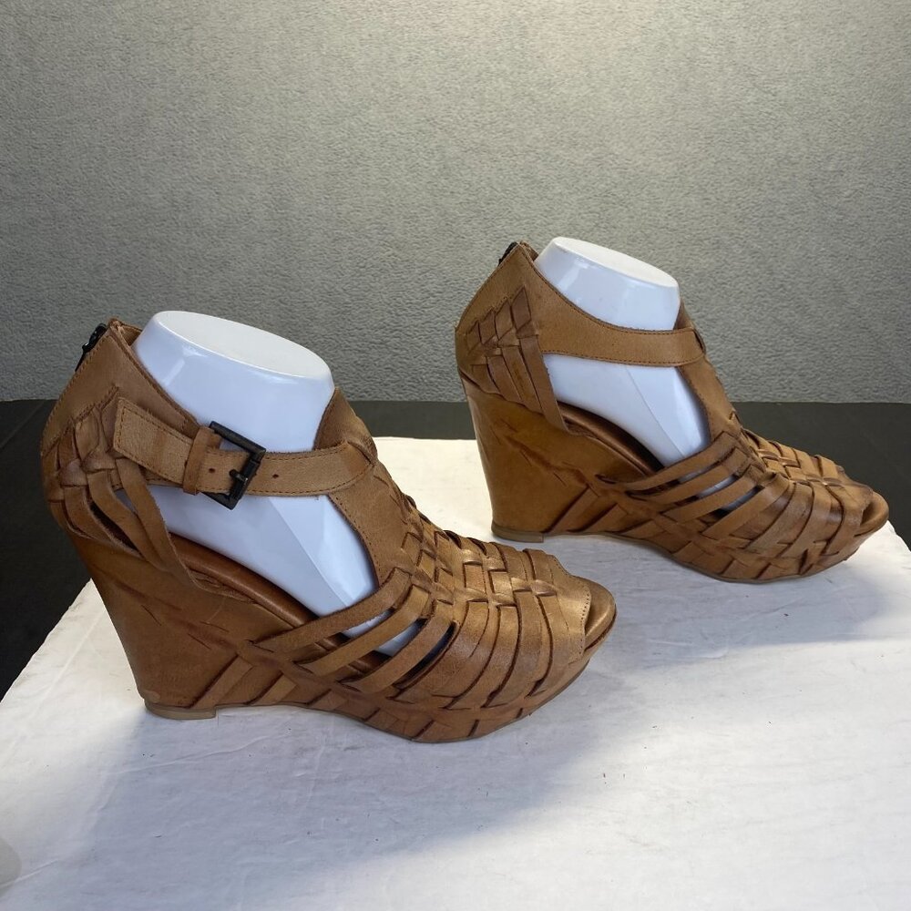 CULTURE Womens Platform Wedge Sandals Brown Leather Basket Weave Buckle Size 41